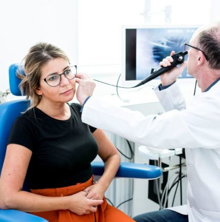 poradnia-laryngologiczna-unit-1024x683